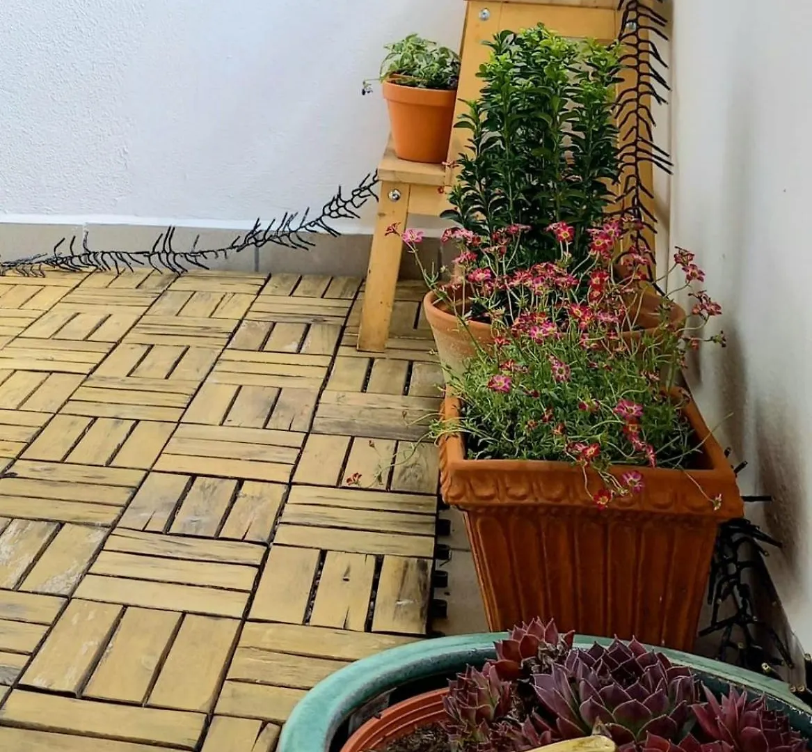 Hezky Apartman S Balkonem Praga 0*,  República Checa