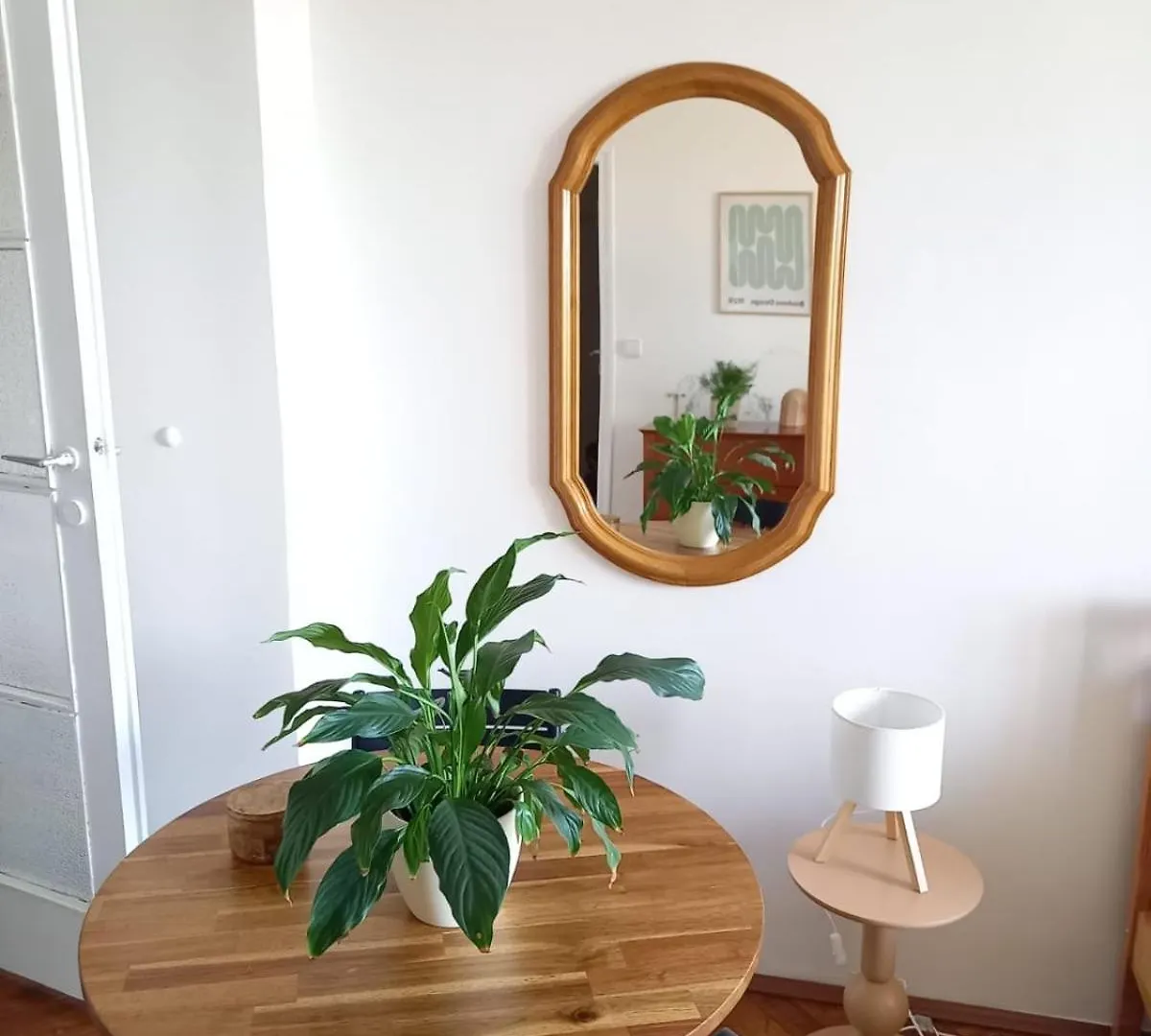Hezky Apartman S Balkonem Prague Apartment