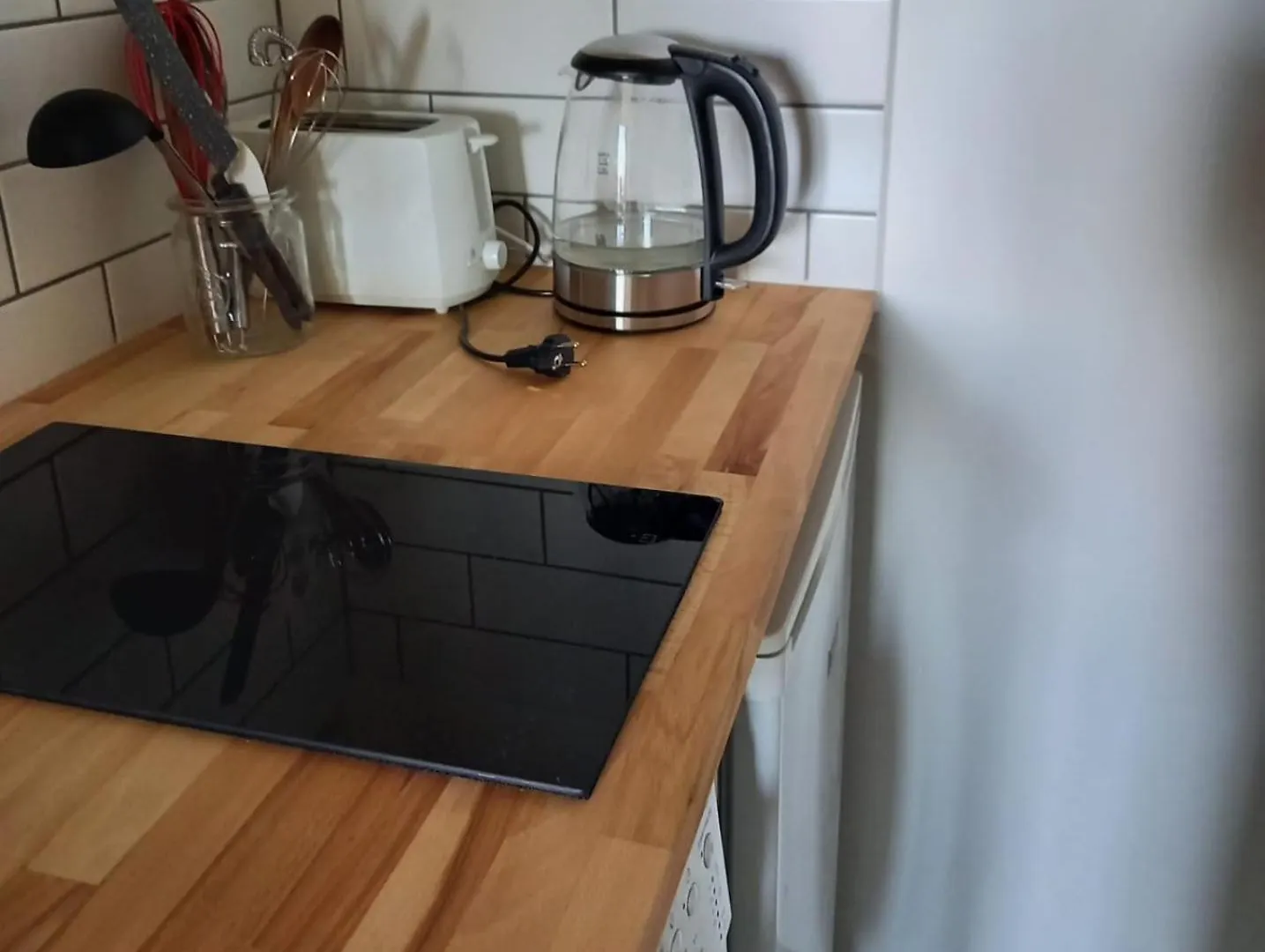 Hezky Apartman S Balkonem Prague Apartment