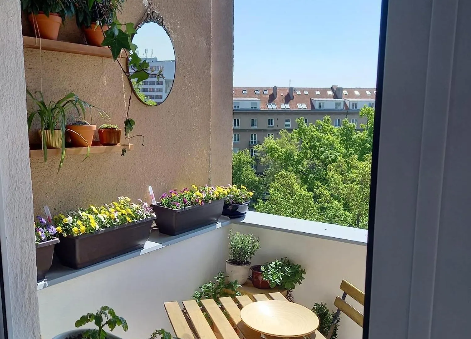 Hezky Apartman S Balkonem Prague Apartment